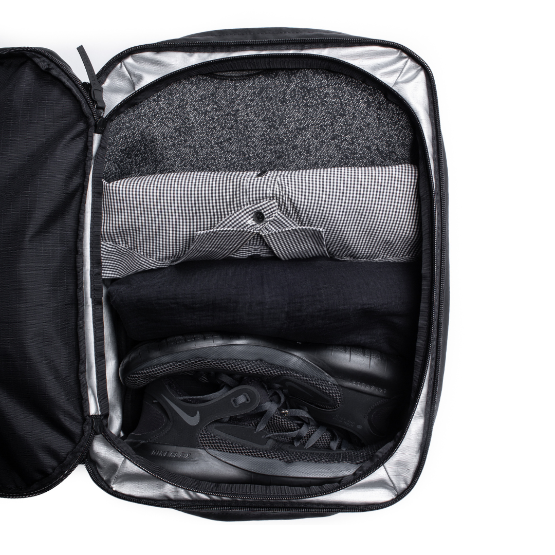 https://cdn.shopify.com/s/files/1/0970/4200/files/best-laptop-backpack-for-men-10000.png?v=1740720656