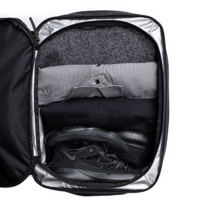 https://cdn.shopify.com/s/files/1/0970/4200/files/best-laptop-backpack-for-men-10000.png?v=1740720656