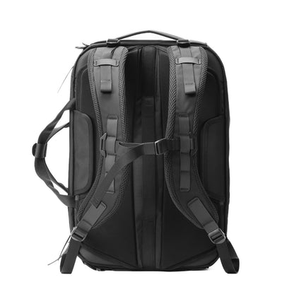 https://cdn.shopify.com/s/files/1/0970/4200/files/best-laptop-backpack-for-men-2030.jpg?v=1721071147
