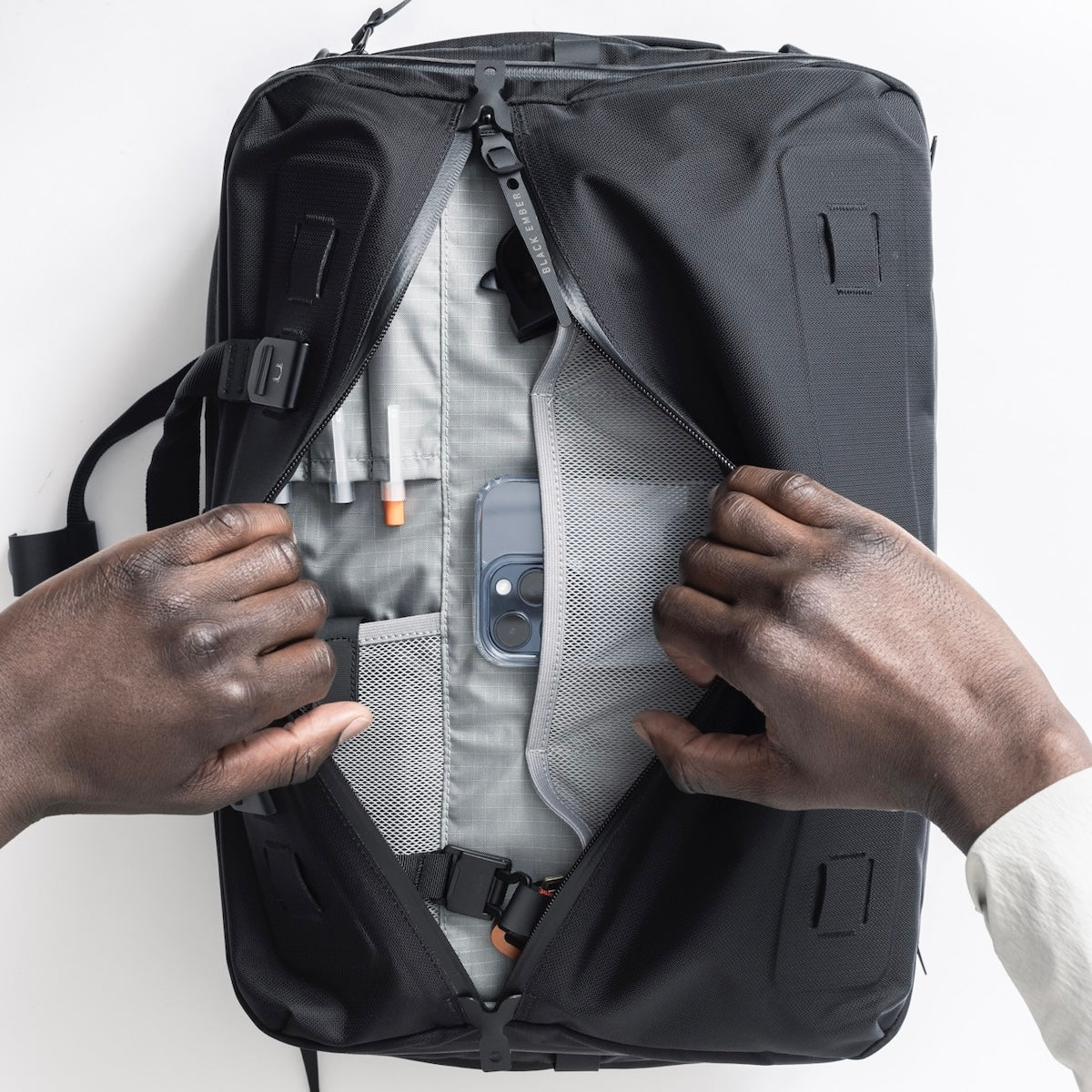 https://cdn.shopify.com/s/files/1/0970/4200/files/best-laptop-backpack-for-men-2033.jpg?v=1772157639