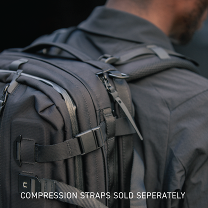 https://cdn.shopify.com/s/files/1/0970/4200/files/best-laptop-backpack-for-men-9001.png?v=1721087061