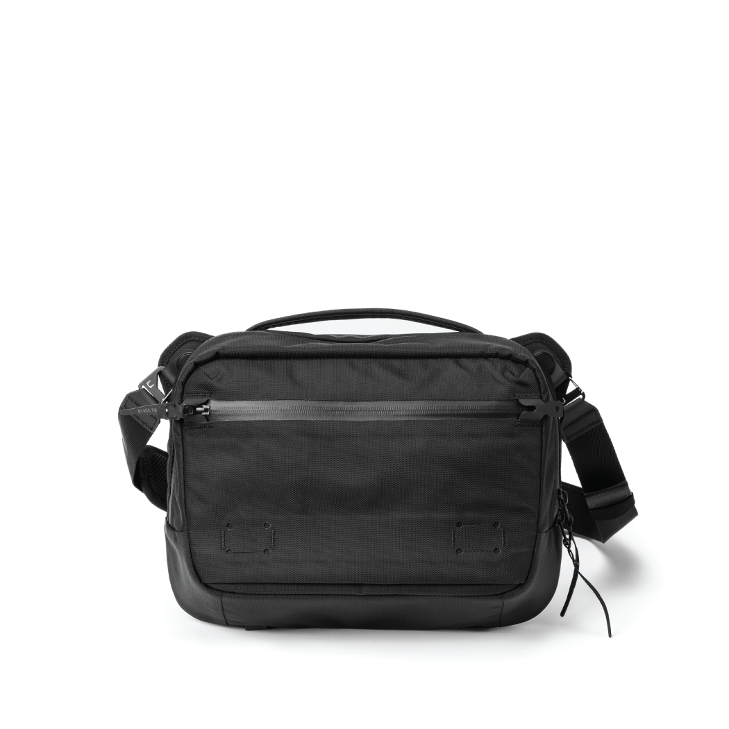 https://cdn.shopify.com/s/files/1/0970/4200/files/sling-bag-for-men-1000.png?v=1740115683